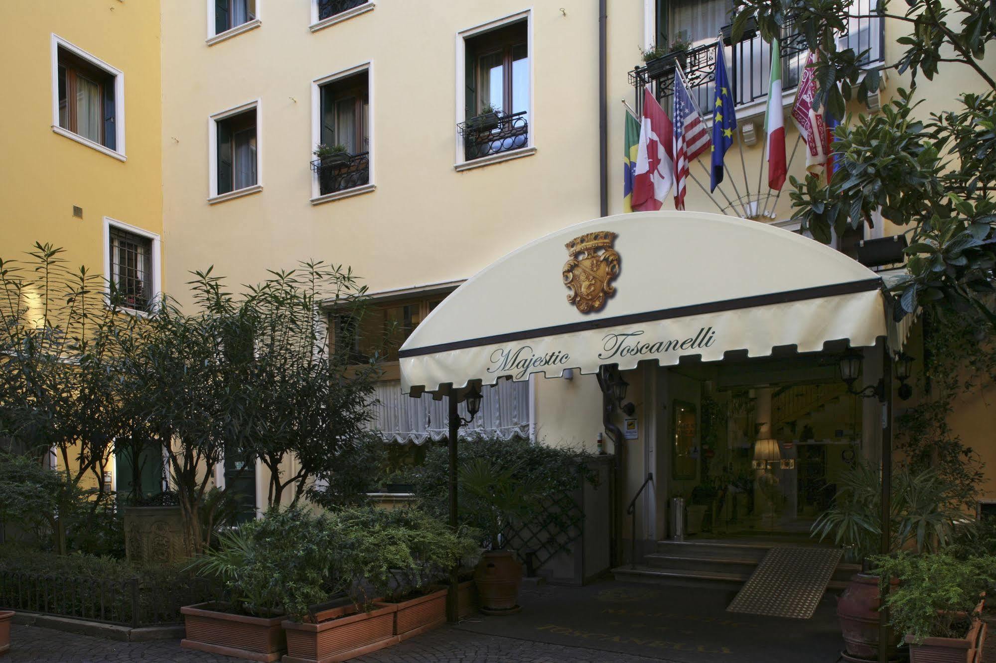 Hotel Majestic Toscanelli Padua Exterior foto